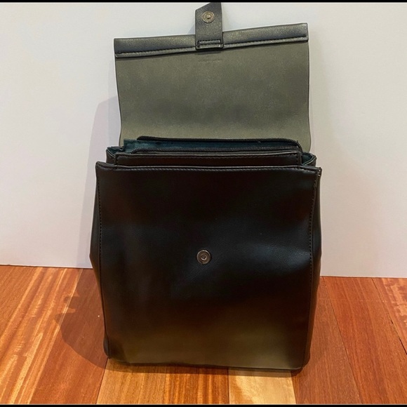 David Jones Backpack - Picture 5 of 7